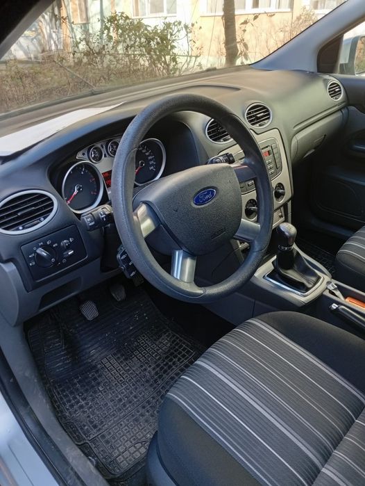 Ford focus 2 facelift  1,6tdci