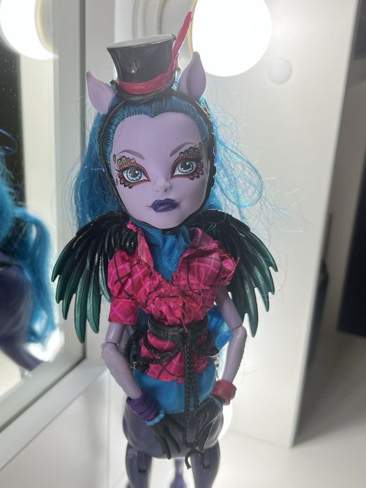 Авеа Троттер кукла монстер хай