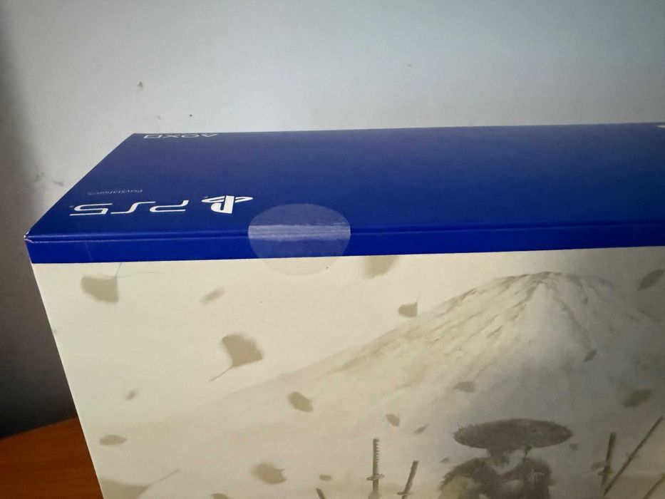 Конзола PlayStation 5(Slim) Ghost of Yotei Gold Limited Edition Bundle