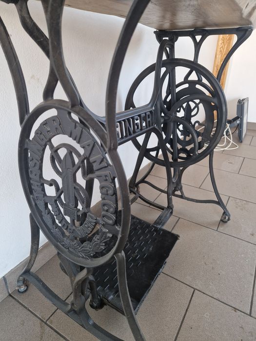 Masuta vintage singer