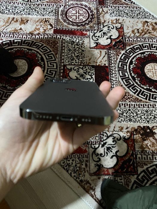 Vand  sau schimb iphone 12 pro  128gb 78 sanatate pret 12 mil