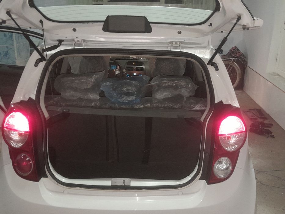 Moshinaga javob beriladi kelip tekshirip olasila moshina ishonarli