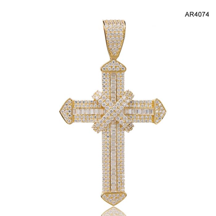 Pandantiv AUR 14K Tip Cruce model deosebit ARJEWELS