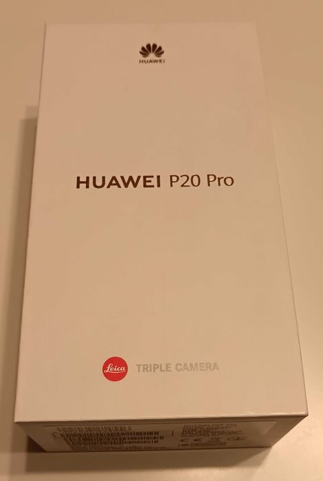 Huawei P20 Pro + калъф и кутия