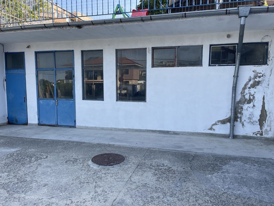 Гаражна врата, Метална врата двукрила 160 275, врата 100 275, решетки