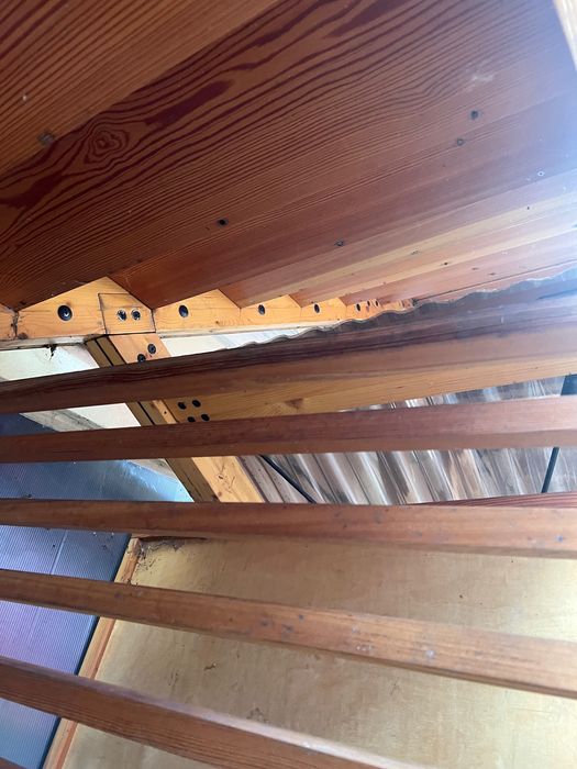 Дървена стълба на колелца от лиственник