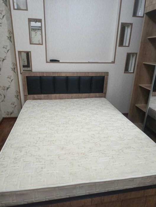 Продаю квартиру Яшнабадский р-он Куйлюк 2-х ком 58м2. 8-этаж 9-этажка