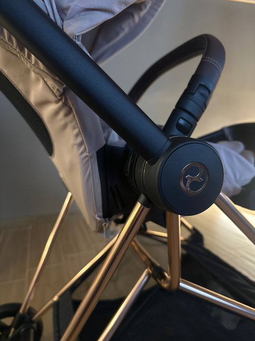 Бебешка количка Cybex Mios