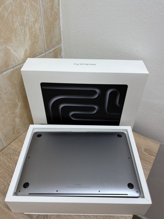 Macbook Air 13" M1 / 92% Battery Health