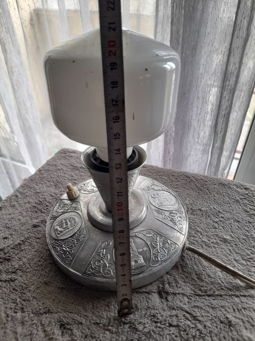 Лампа с забележителности и Стъкла за витрина и хладилник