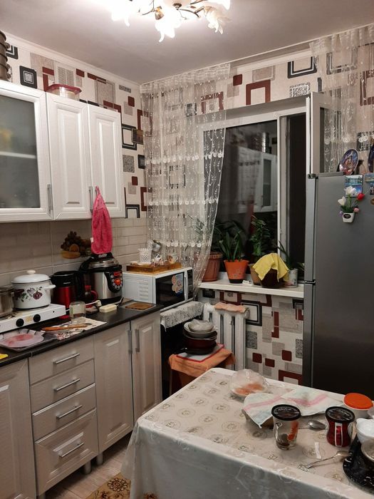 Продам 2х-комн квартиру 6мкр 25дом