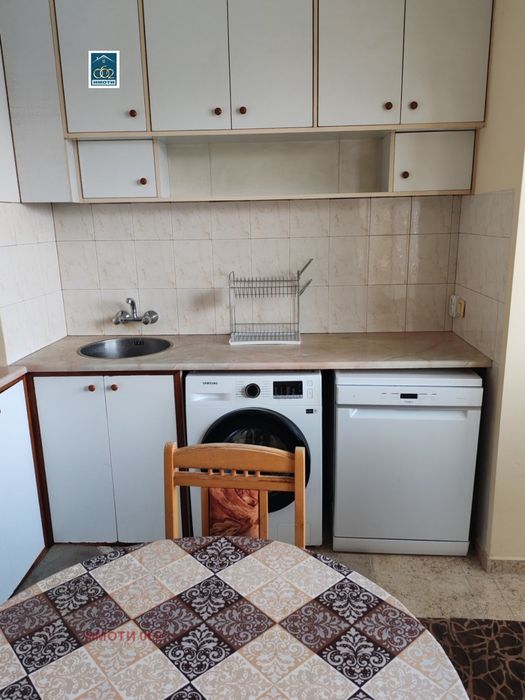 Продава се Тристаен апартамент в Велико Търново, Зона Б - 82 кв.м за 1089 €/кв.м - Снимка #8