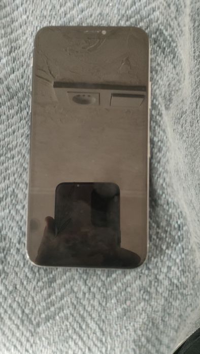 Айфон х істеп тұр