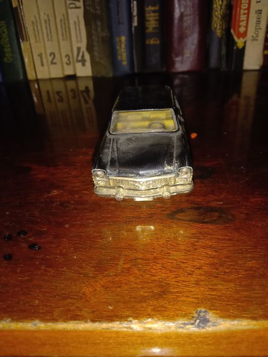 Антиквариат .коллекционные машинки