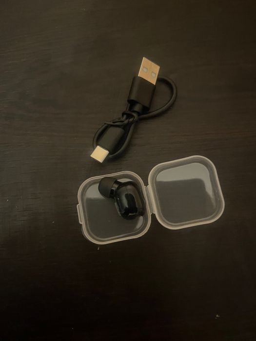 Слушалки за едно ухо