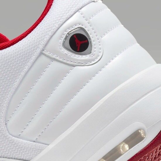 Original Nike Jordan Max Aura (красовка продается новый )