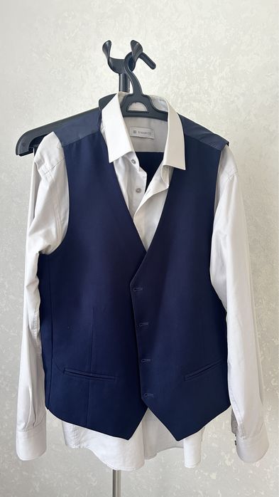 Классный костюм тройка