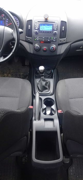 Hyundai i30 1.4 benzină 105cp