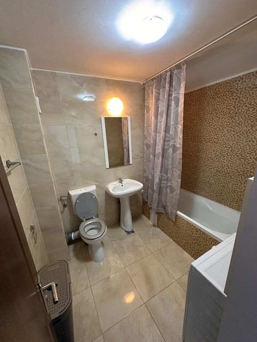 De vânzare apartament 56m2, 2 camere/parcare inclusă/Florești