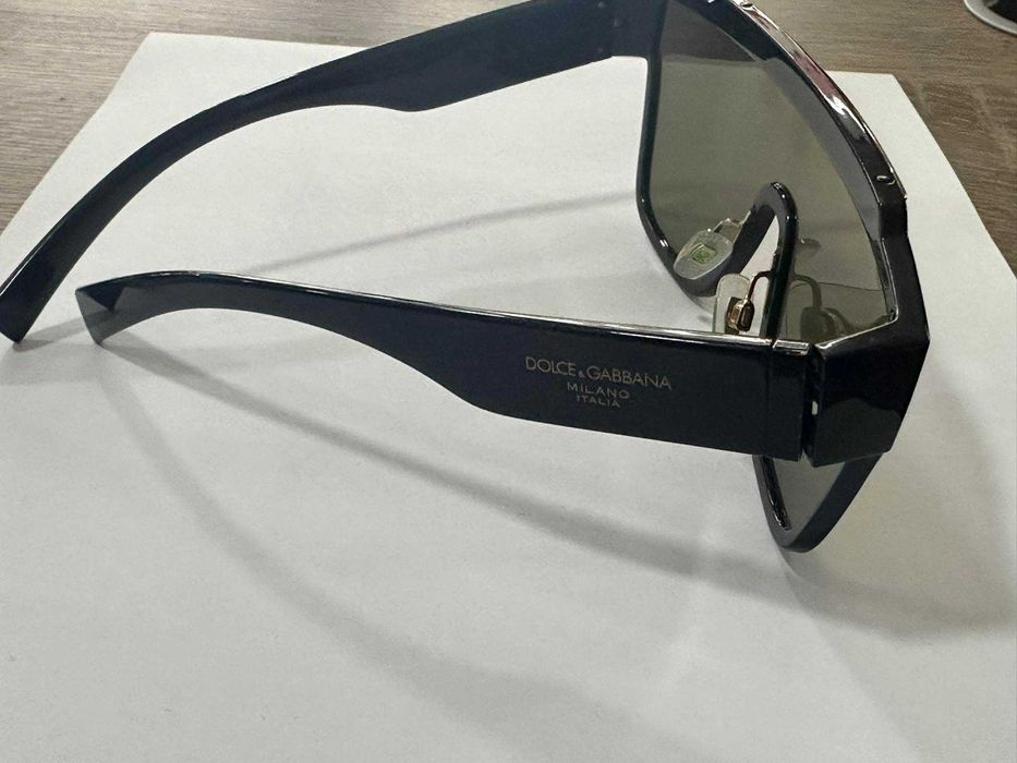 Продавам Мъжки слънчеви очила Dolce & Gabbana