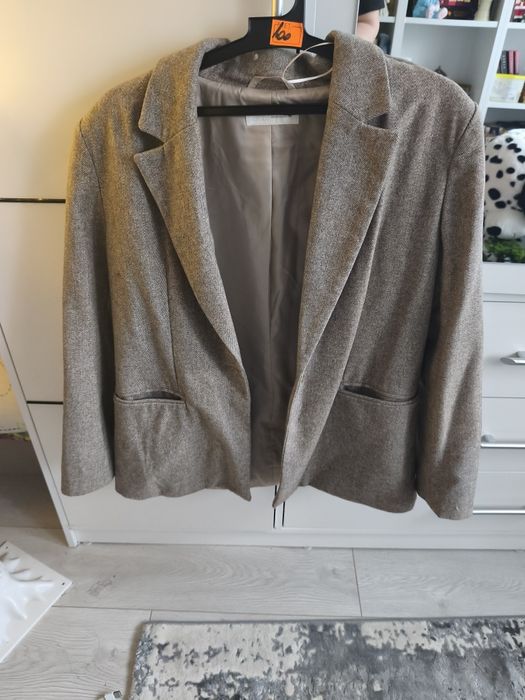 Vând Sacou Zara dama