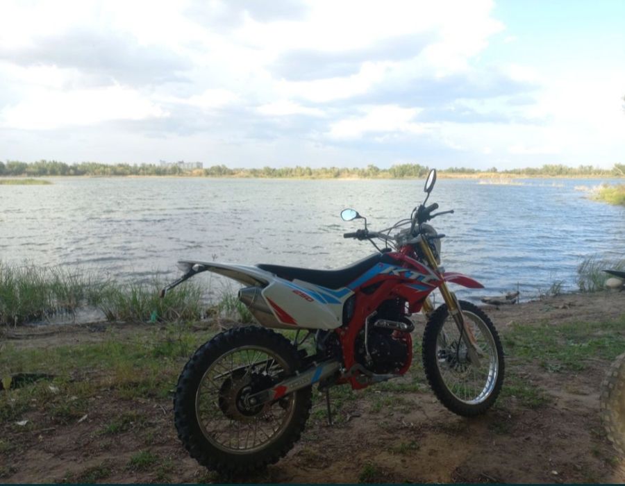 Эндуро Мотоцикл.