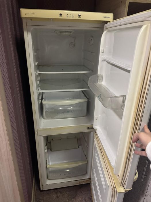 Холодильник сатылады