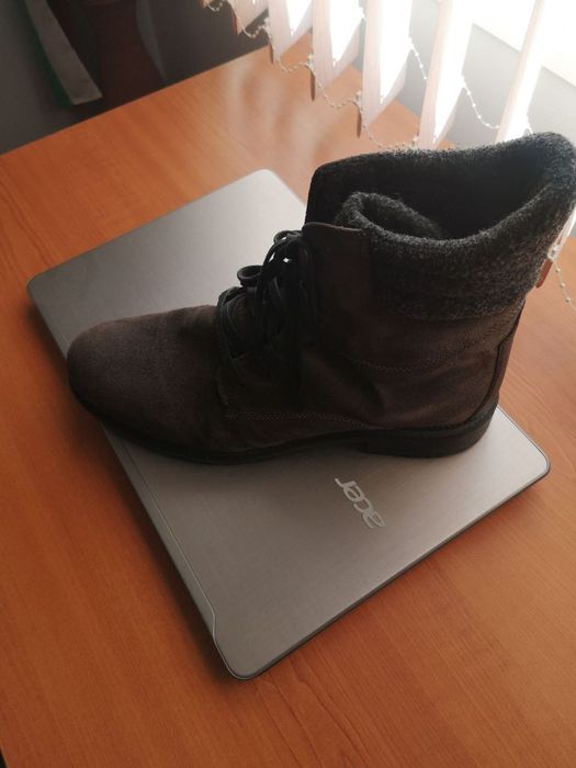 Zara обувки-боти зимни