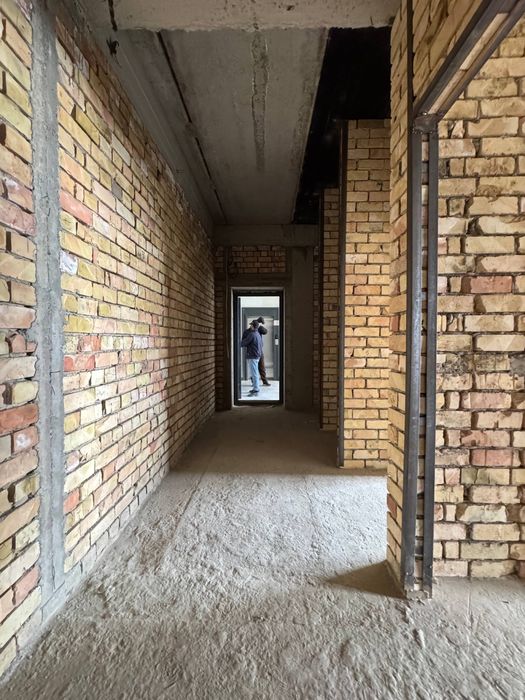 Zamona restoran Bitonka navastroyka dom 1-2 xona sotiladi
