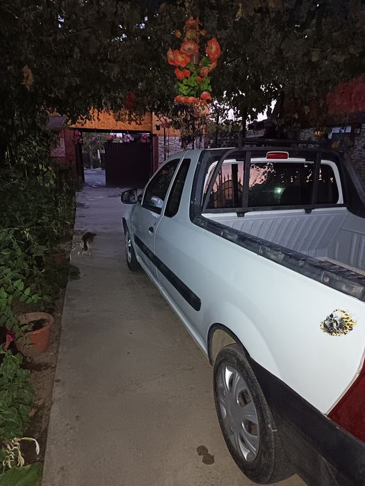 Vând  dacie pick-up