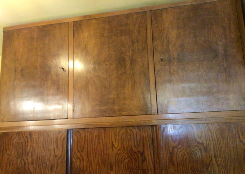 Старинен гардероб ръчна изработка орех