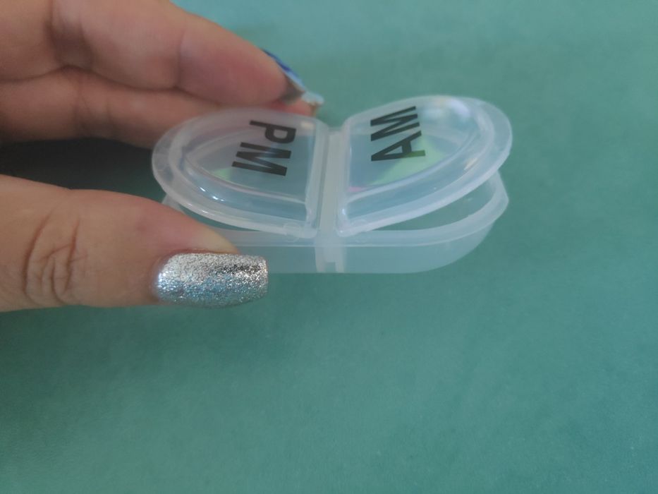 Таблетница день ночь