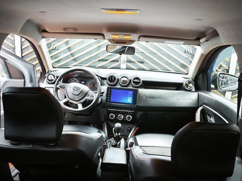 Dacia Duster 4x4 1.3 150 CP   benzina, model 2023