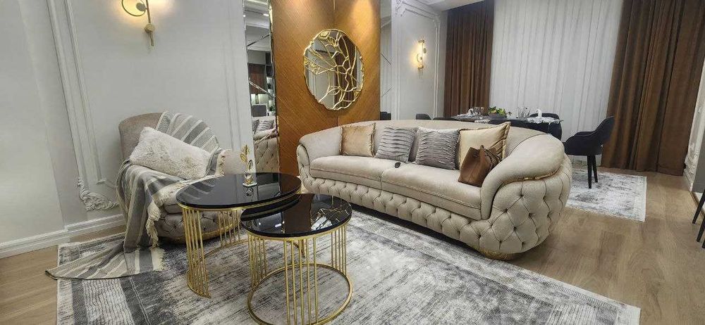 Набор мягкой мебели. Диван и кресло