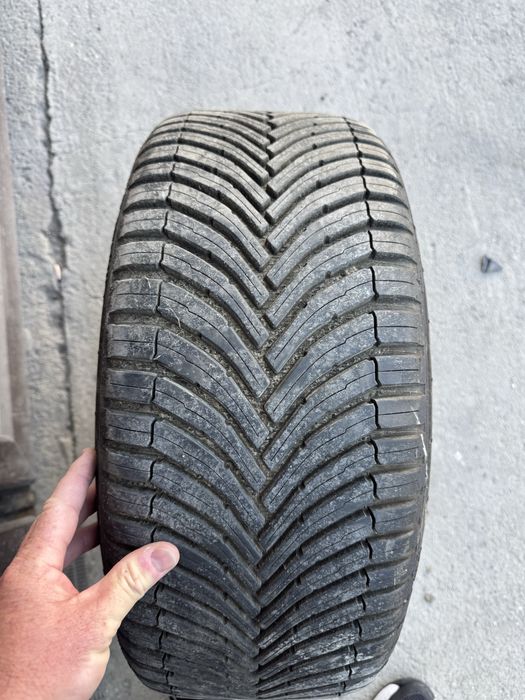 225 40 18 Noi Bridgestone