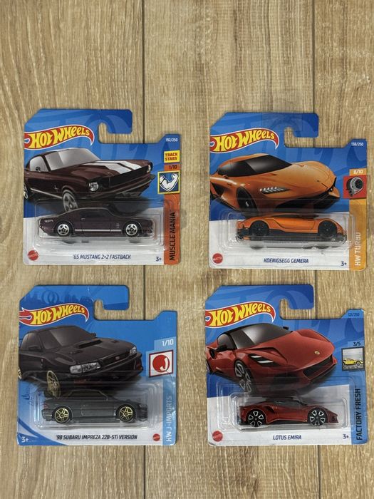 Hot Wheels: LOT Mainline si LOT Premium si M2 Coca-Cola