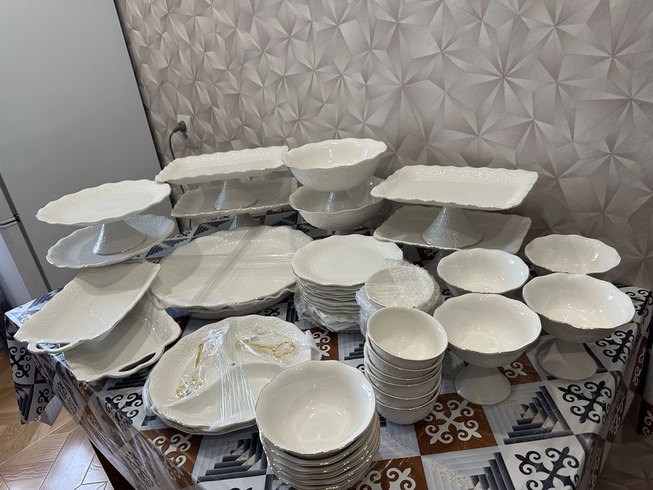 Продам белую посуду