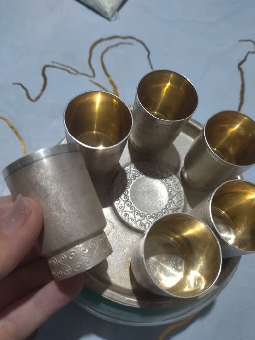 Коньячный набор серебряных стаканчиков