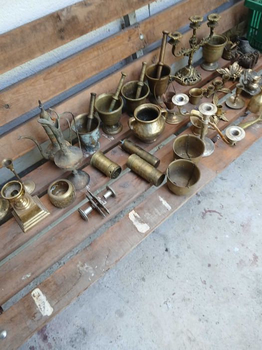 Бронзови изделия