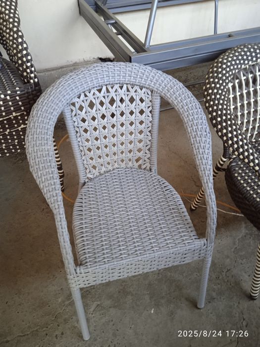 Tóqima stol stullarni zóri bizda