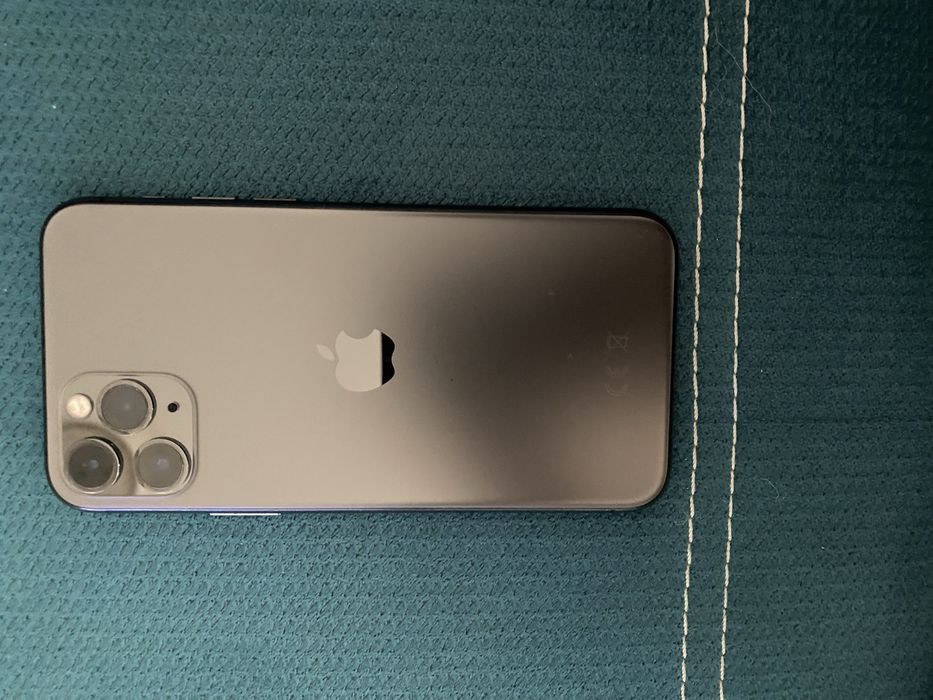 Se vinde iphone 11 pro
