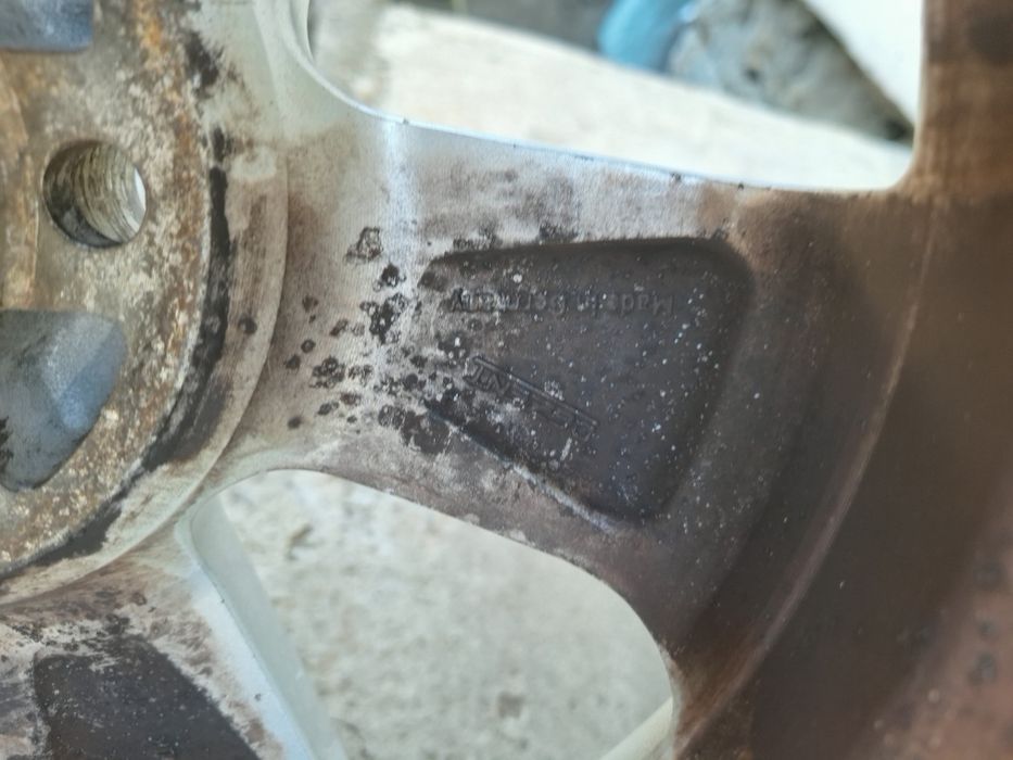 Оригинални алуминиеви джанти Vw 15 цола 5х112 Летни гуми