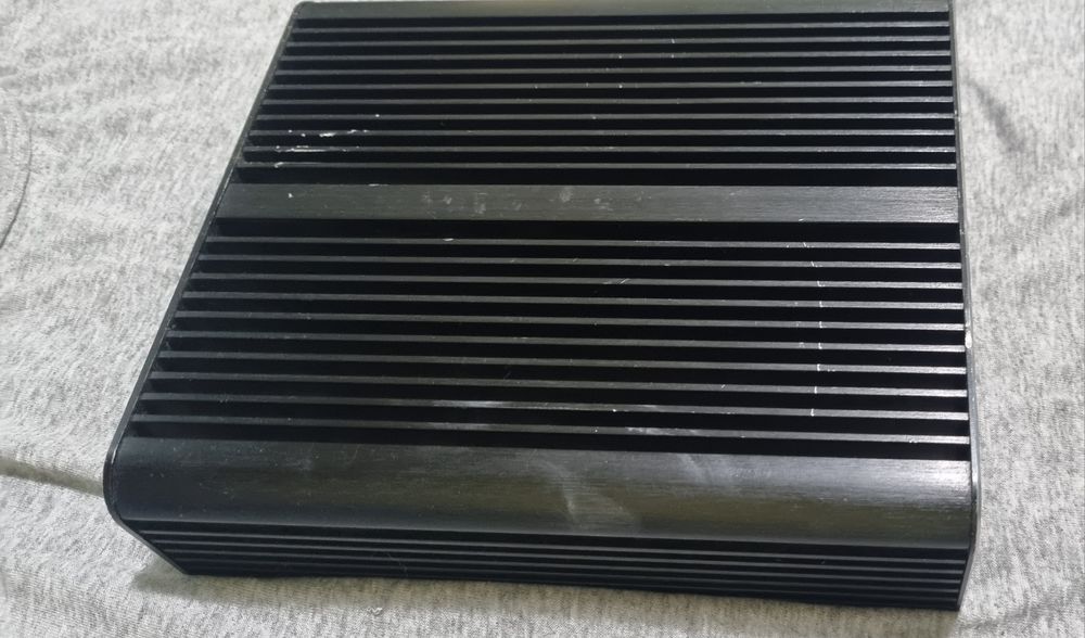 Intel nuc7 i5-7300u  8gb 128gb Zara Made in USA racire pasiva radiator