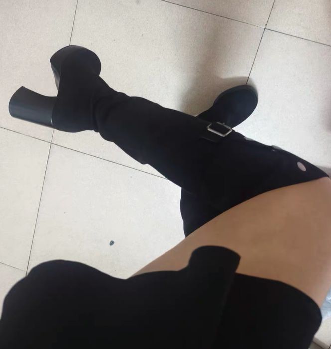 Сапожки замшевые черные