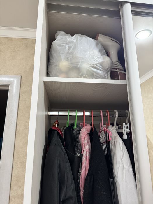 Шкаф купе в идеальном состоянии