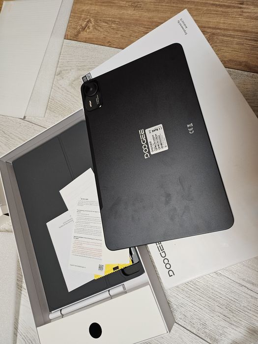 Huawei P8 Lite la Cutie Impecabil