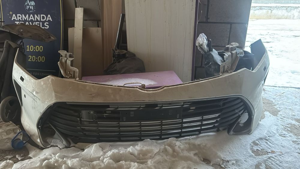 Переднии бампер Камри 55