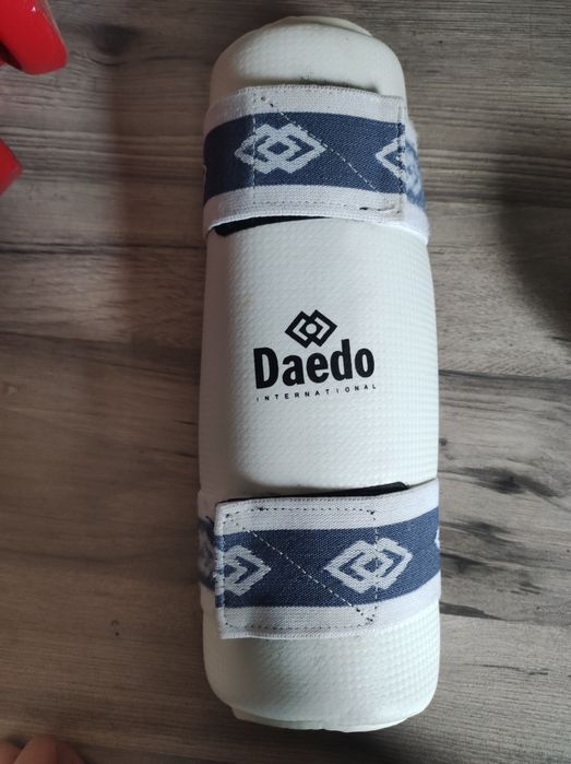 (Ekupurofka Taekwondo WTF) Sotiladi!!! 10-11-12 yoshli bolalar uchun.