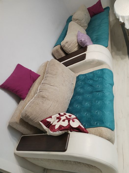 Мебель для гостиной комнаты.