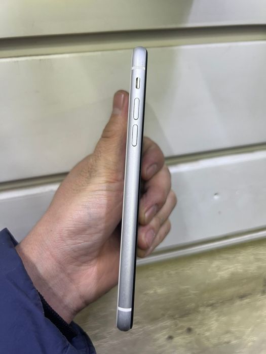 Продам Айфон ХР 128 гб